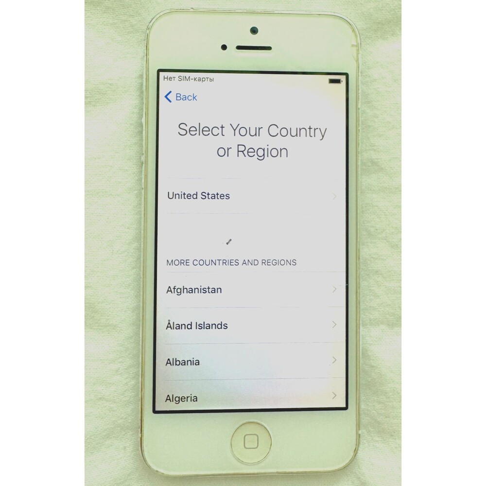 iPhone 5  16 GB White Unlocked MD635LL/A Good Preowned Condition - Picture 3 of 11